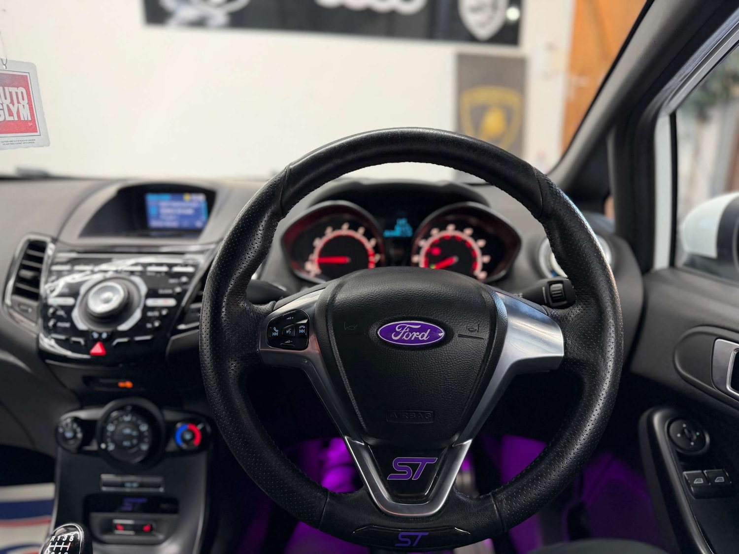 Used Ford Fiesta 2015 for sale - 77483776: Photo 22