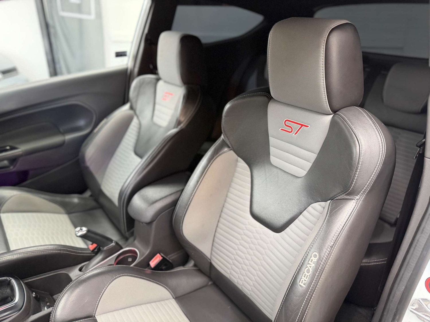 Used Ford Fiesta 2015 for sale - 77483776: Photo 32