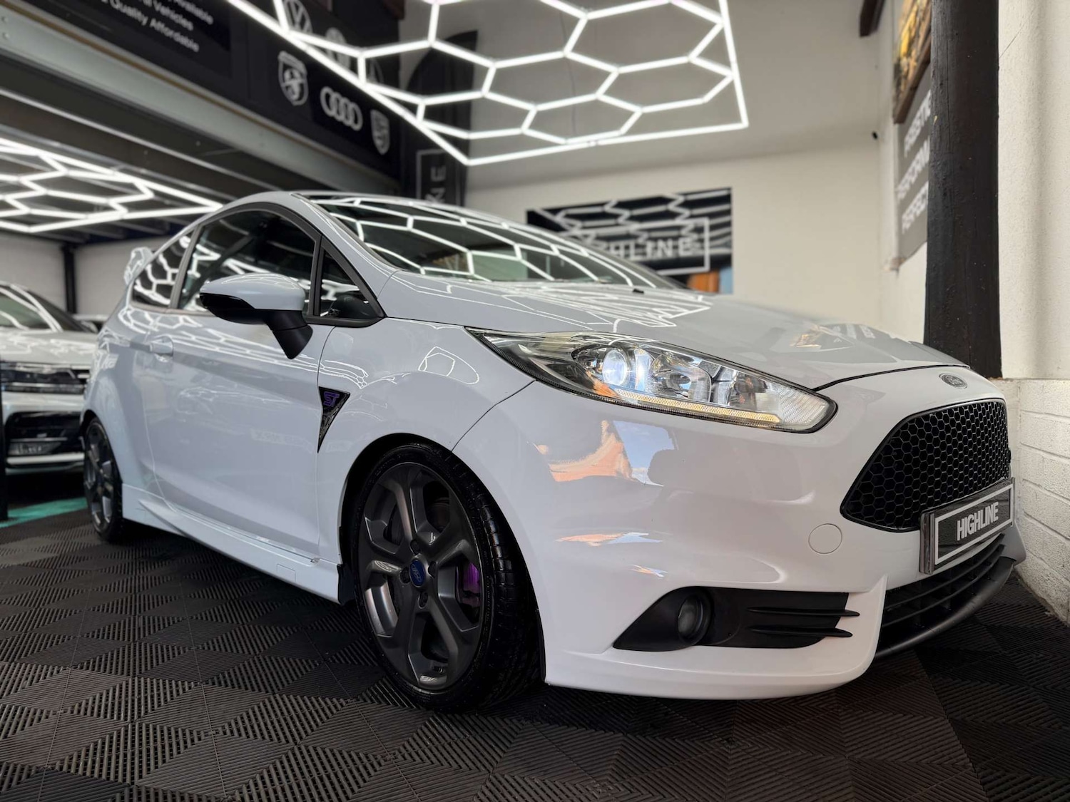 Used Ford Fiesta 2015 for sale - 77483776: Photo 8