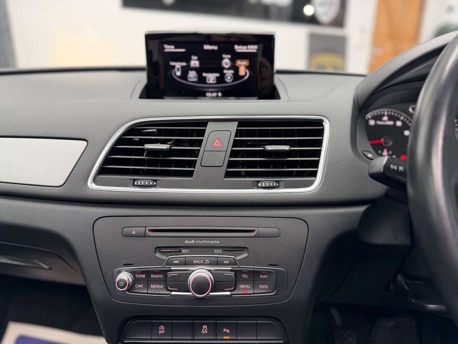 Used Audi Q3 2014 for sale - 77664892: Photo 23