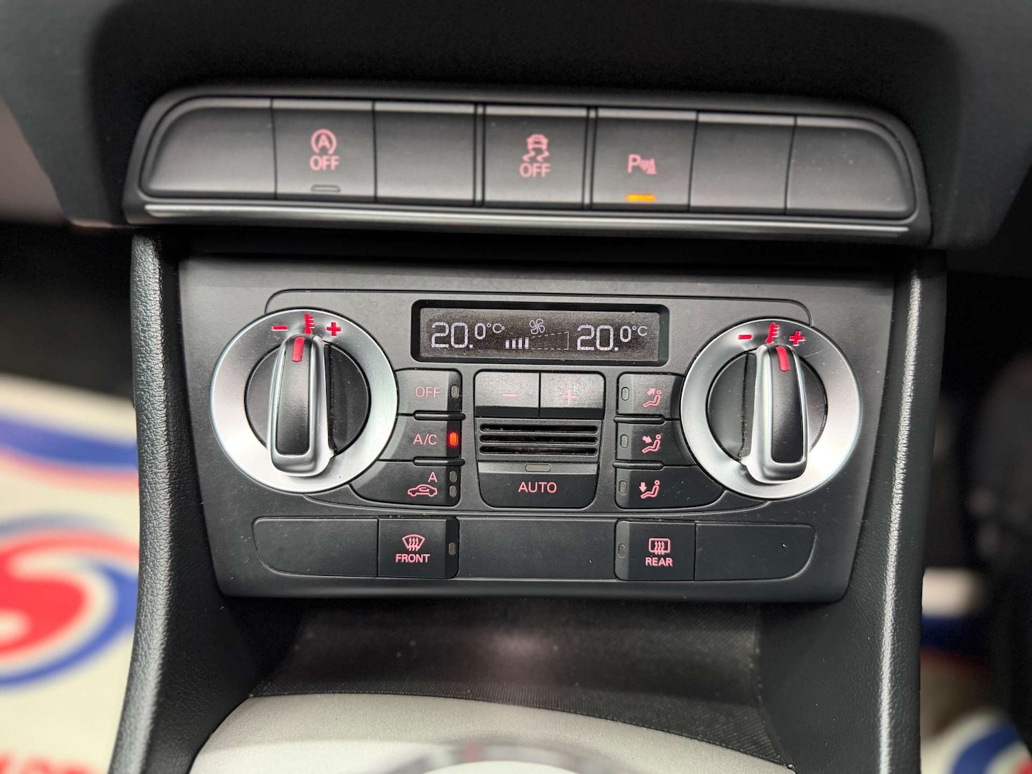 Used Audi Q3 2014 for sale - 77664892: Photo 25