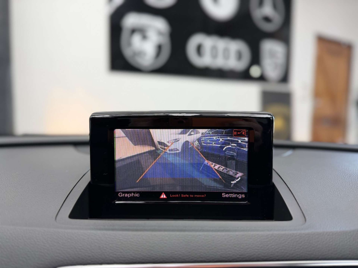 Used Audi Q3 2014 for sale - 77664892: Photo 27