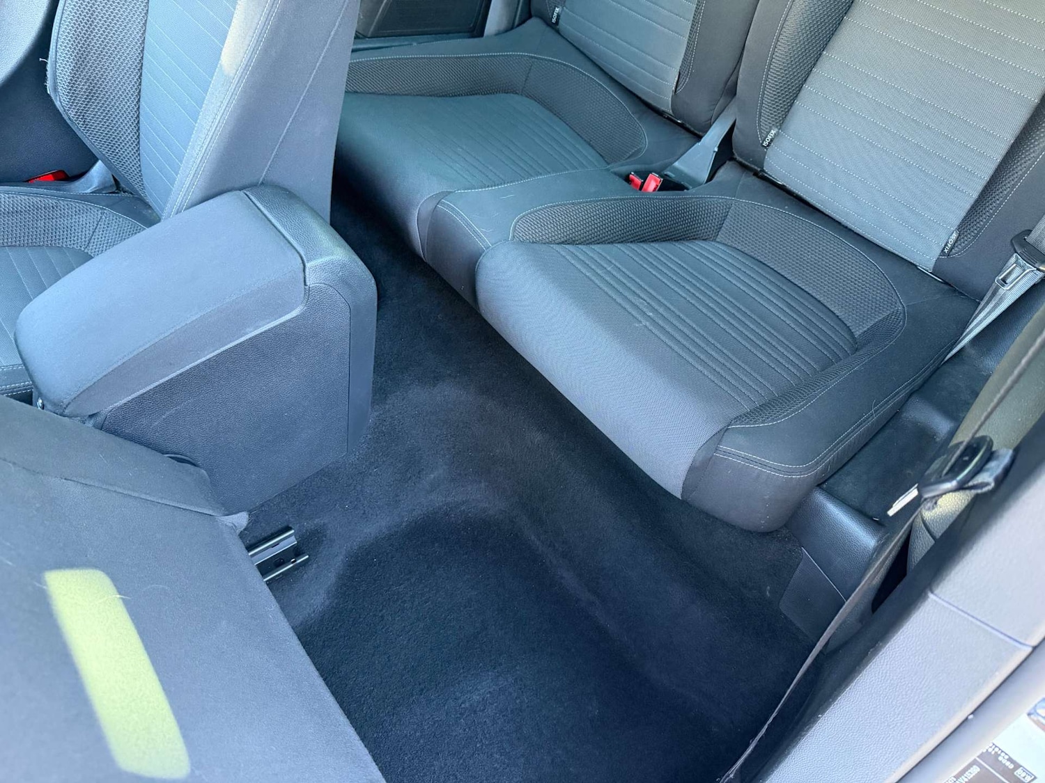 Used Volkswagen Scirocco 2009 for sale - 77254501: Photo 24