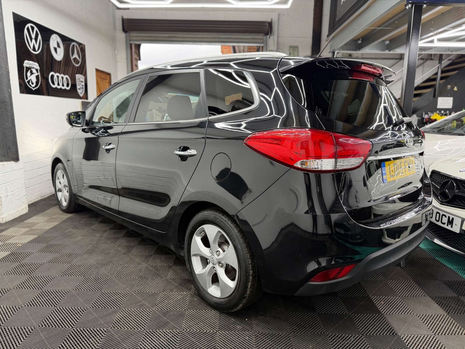 Used Kia Carens 2015 for sale - 77847591: Photo 10