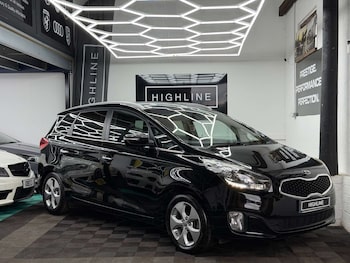 Used Kia Carens 2015 for sale - 77847591: Photo