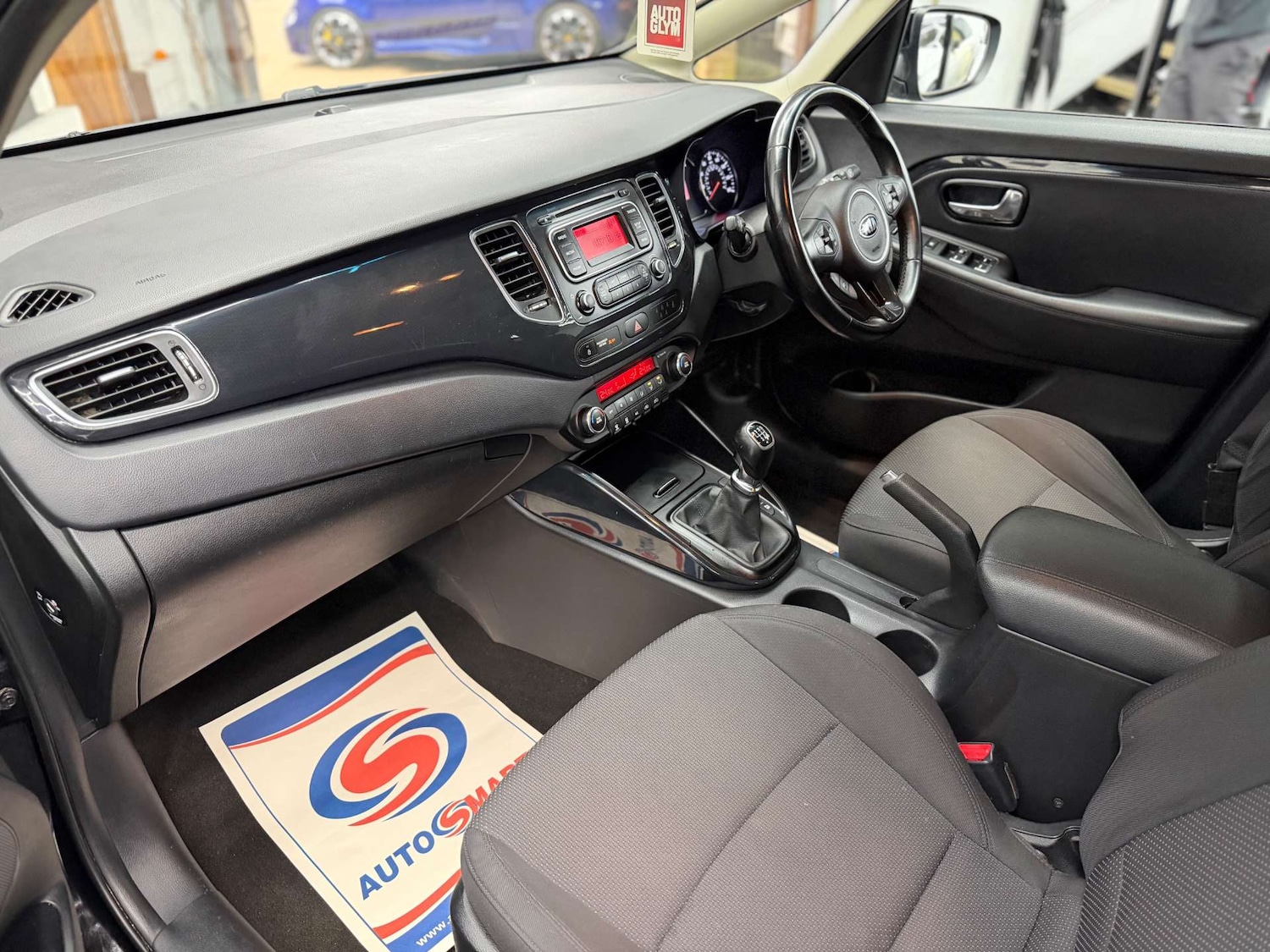 Used Kia Carens 2015 for sale - 77847591: Photo 31