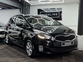 Used Kia Carens 2015 for sale - 77847591: Photo