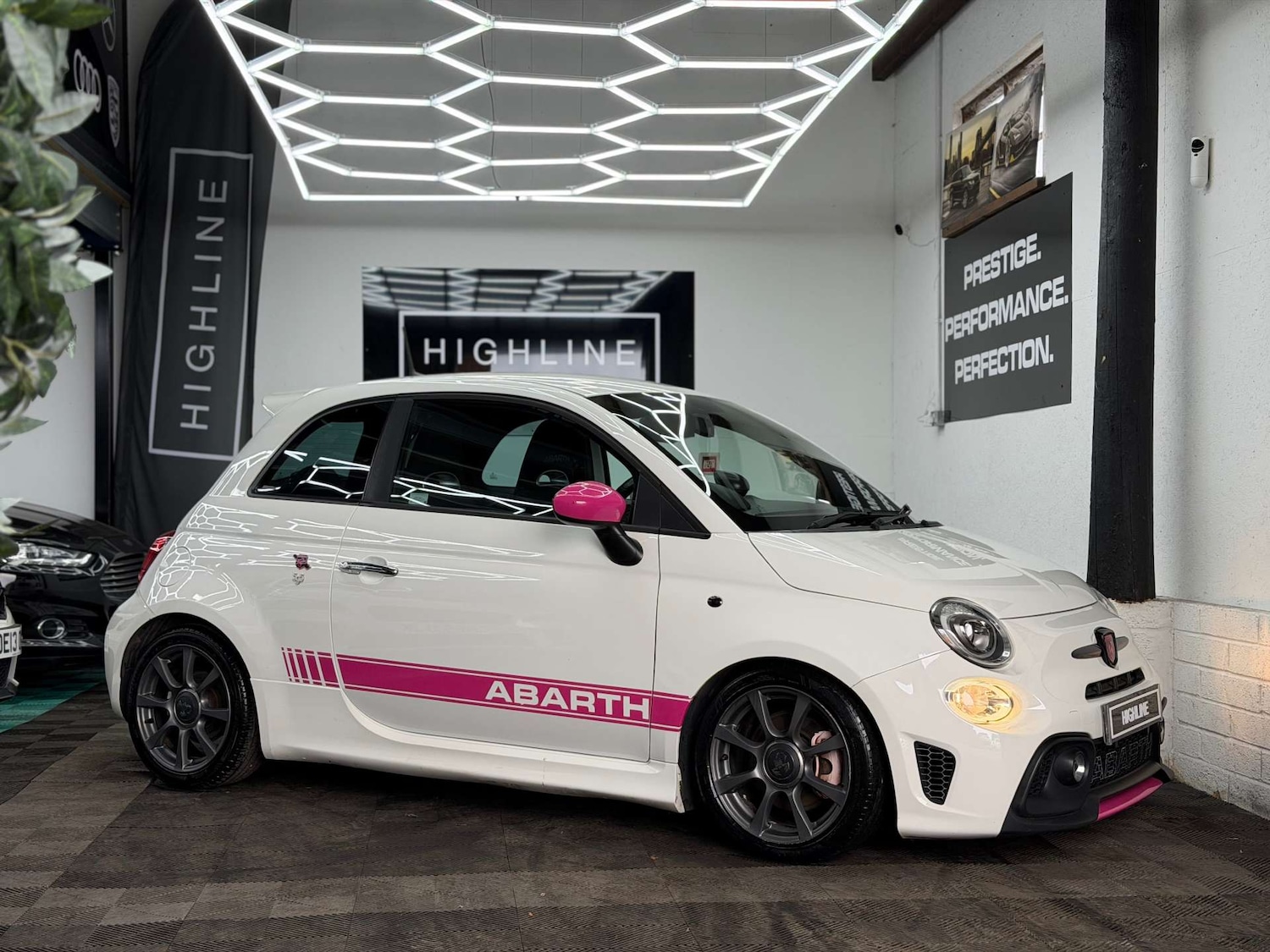 Used Abarth 595 2016 for sale - 78030927: Photo 3