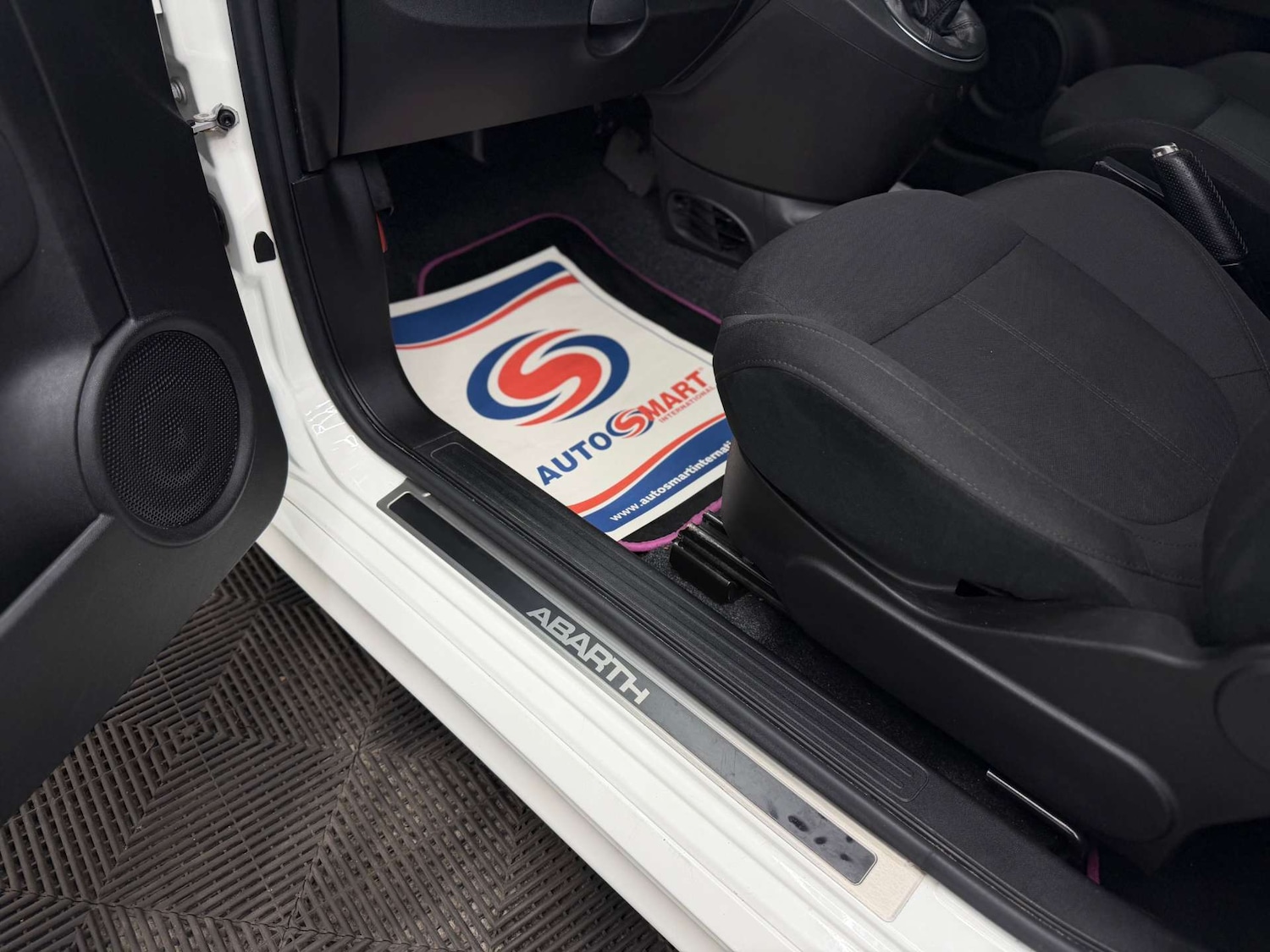 Used Abarth 595 2016 for sale - 78030927: Photo 33