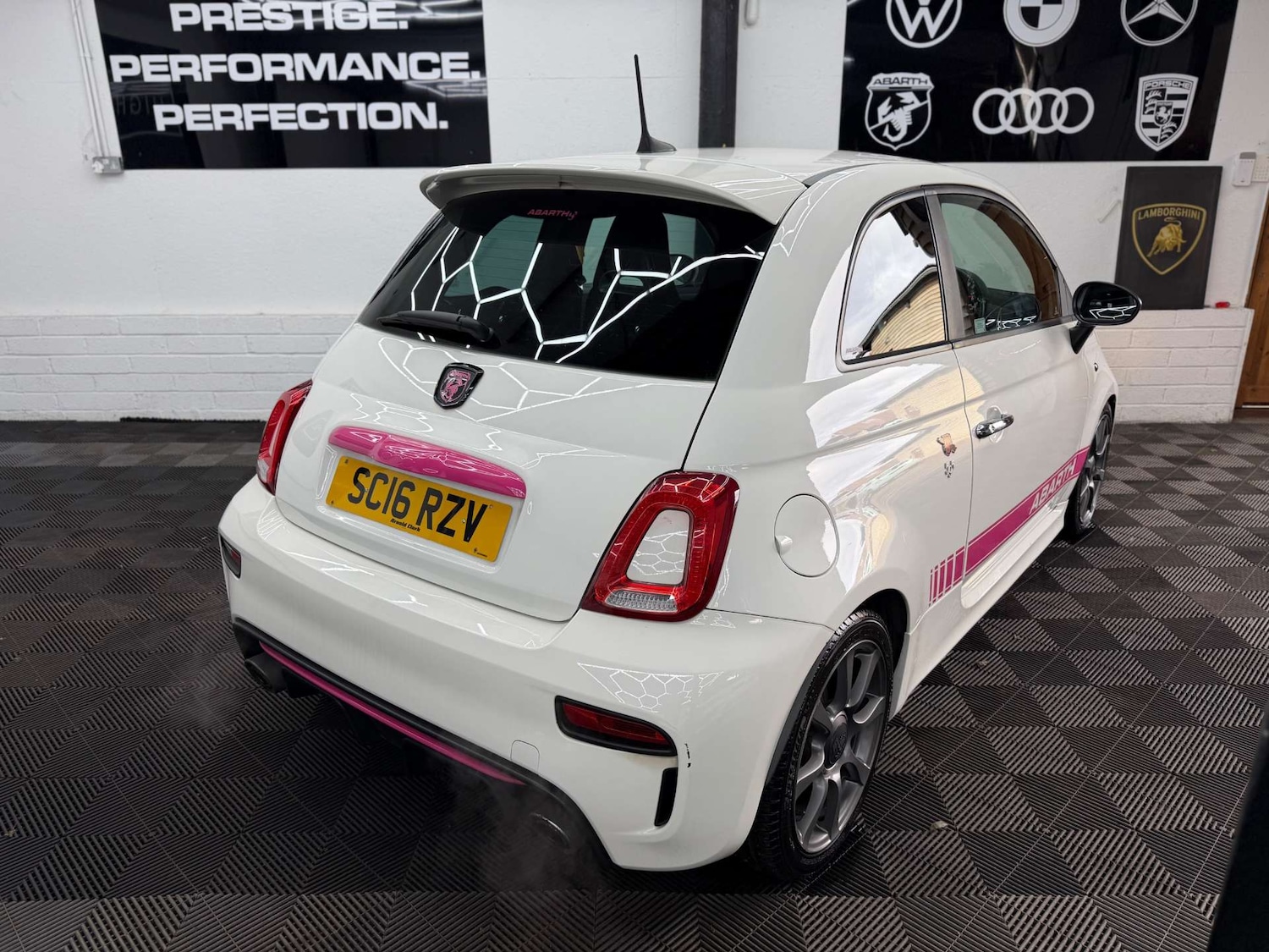 Used Abarth 595 2016 for sale - 78030927: Photo 7