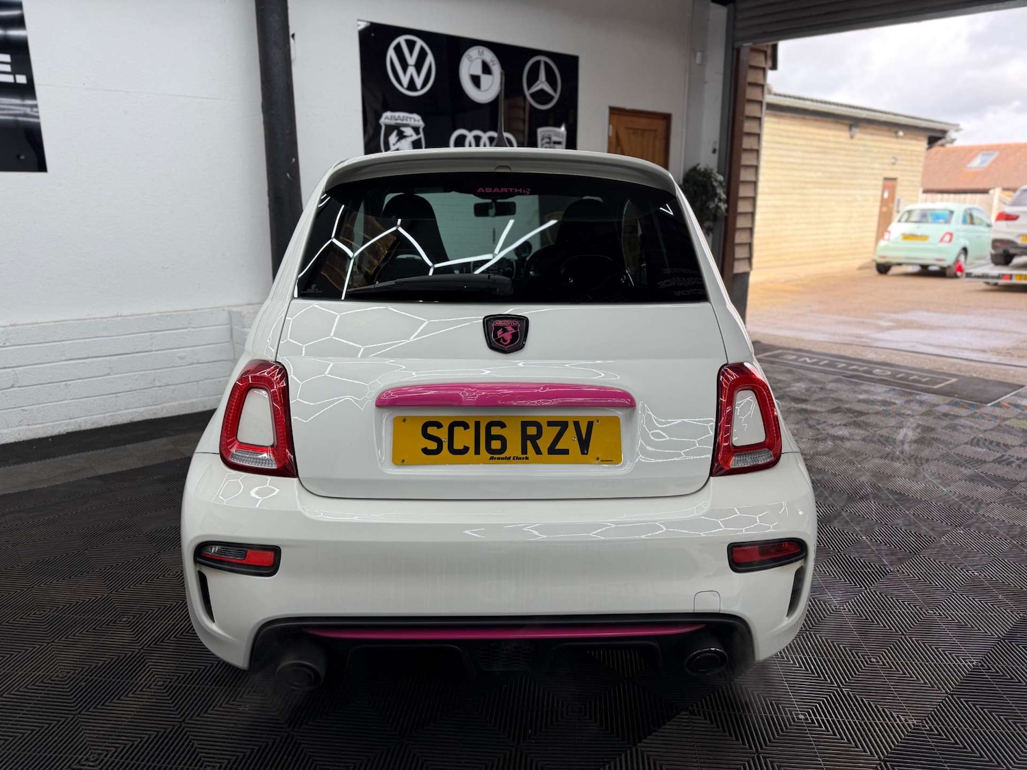 Used Abarth 595 2016 for sale - 78030927: Photo 8