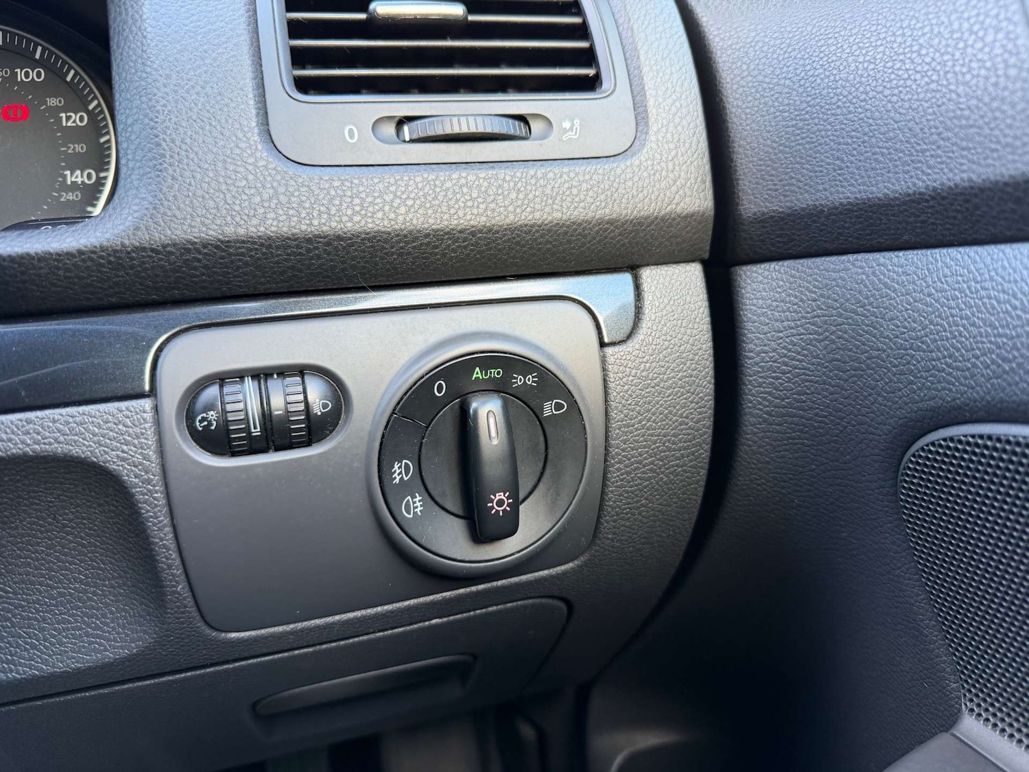 Used Volkswagen Golf 2008 for sale - 77254504: Photo 17