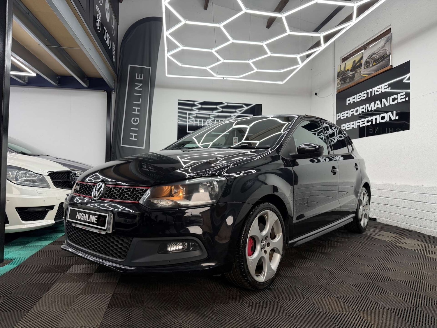 Used Volkswagen Polo 2011 for sale - 77802002: Photo 13