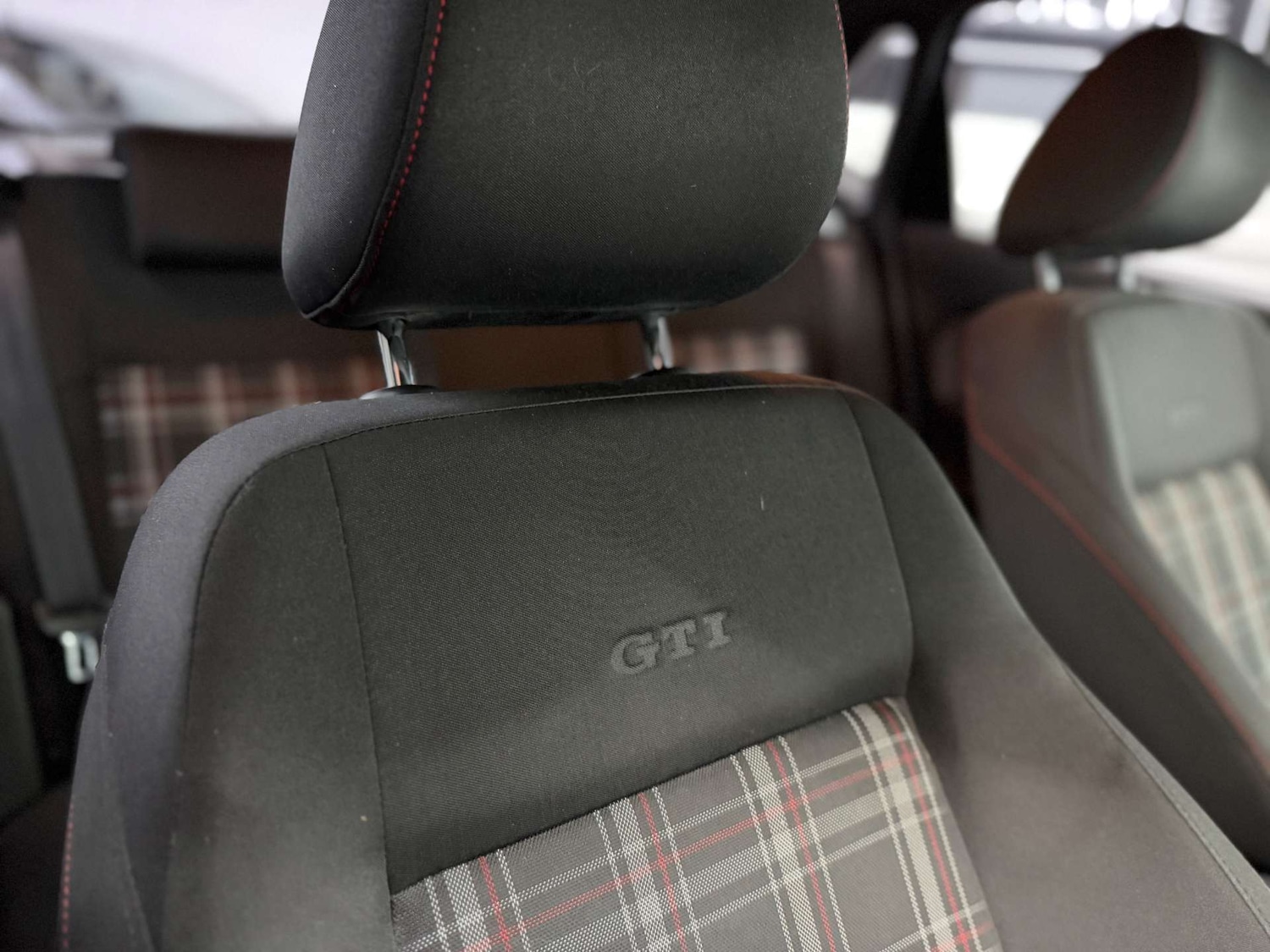 Used Volkswagen Polo 2011 for sale - 77802002: Photo 16