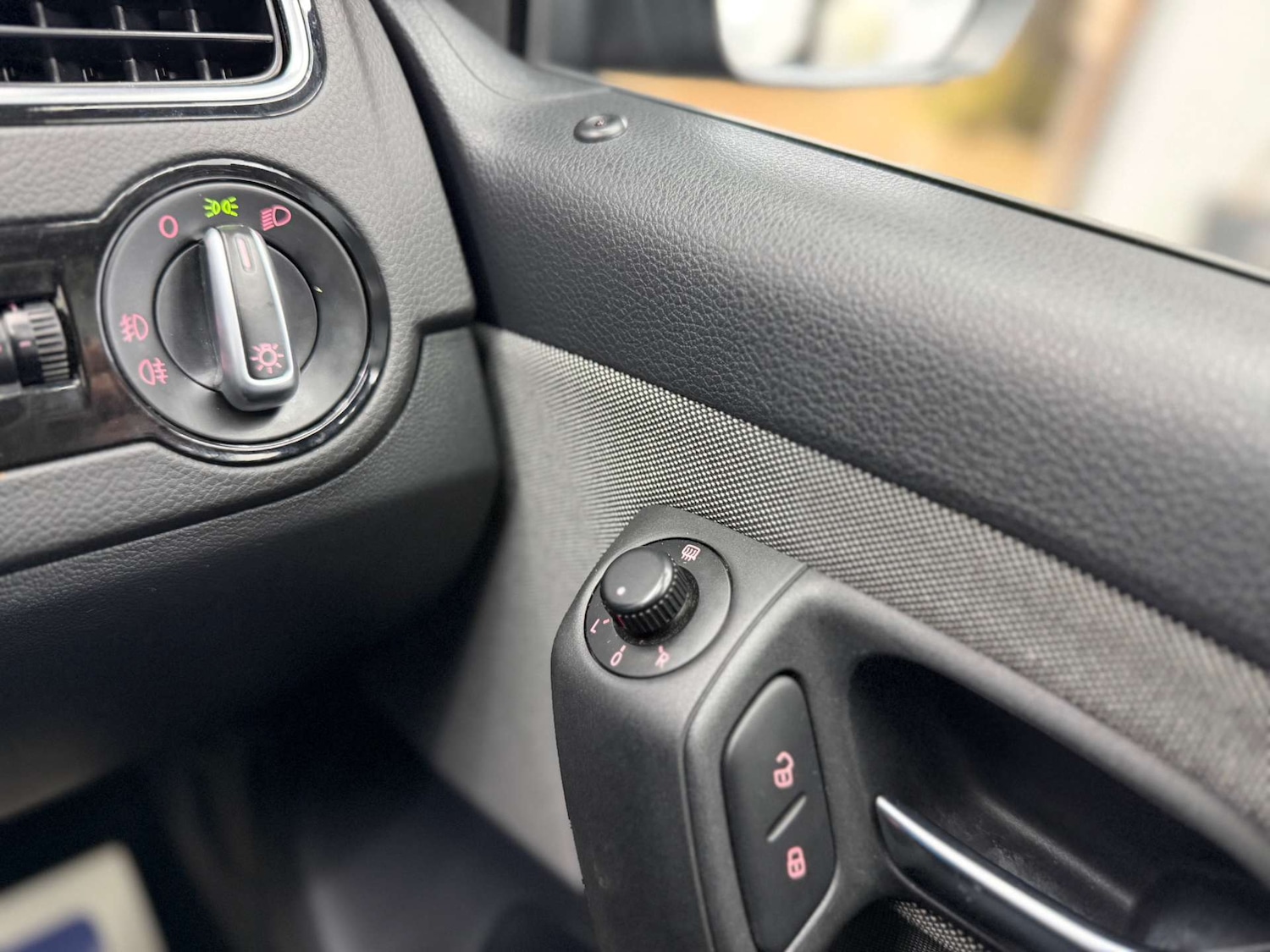 Used Volkswagen Polo 2011 for sale - 77802002: Photo 20