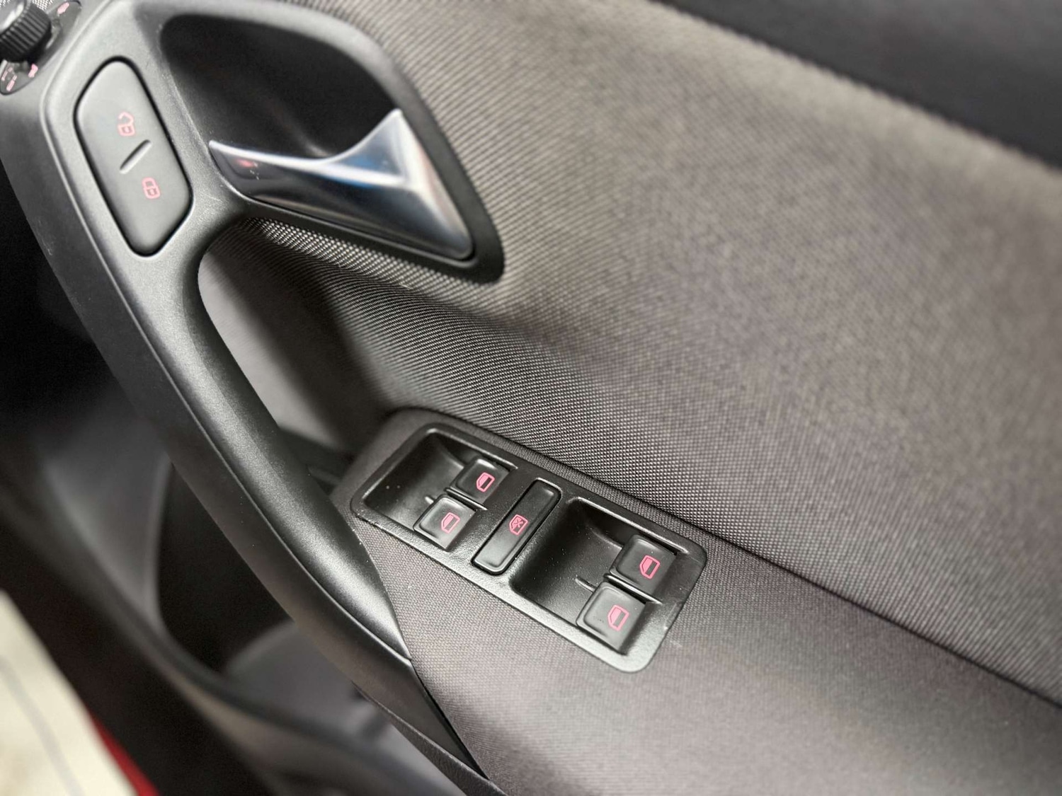 Used Volkswagen Polo 2011 for sale - 77802002: Photo 21