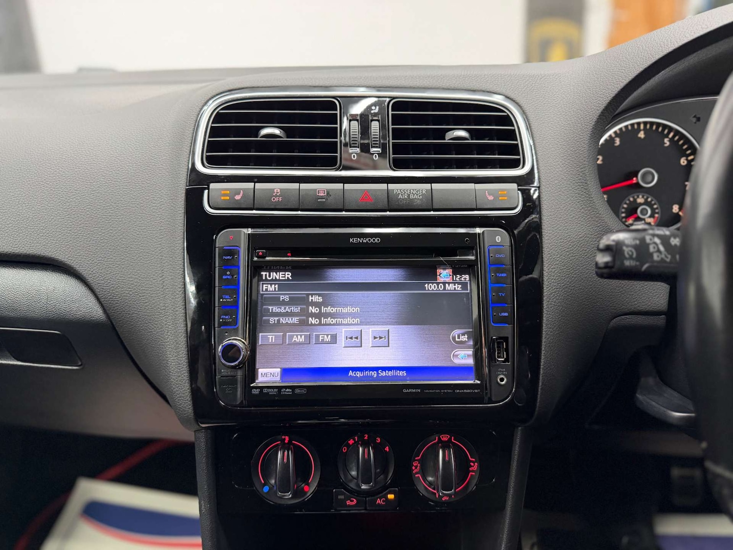 Used Volkswagen Polo 2011 for sale - 77802002: Photo 24