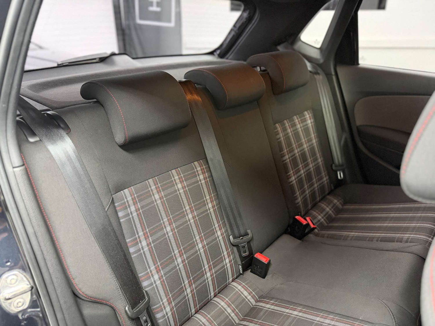 Used Volkswagen Polo 2011 for sale - 77802002: Photo 38