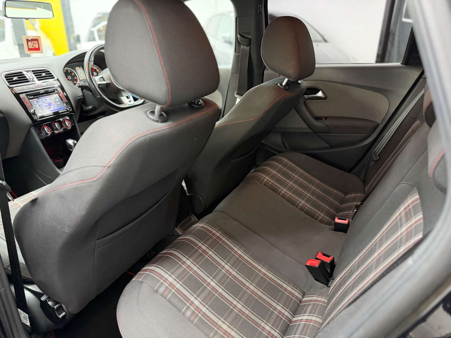 Used Volkswagen Polo 2011 for sale - 77802002: Photo 39