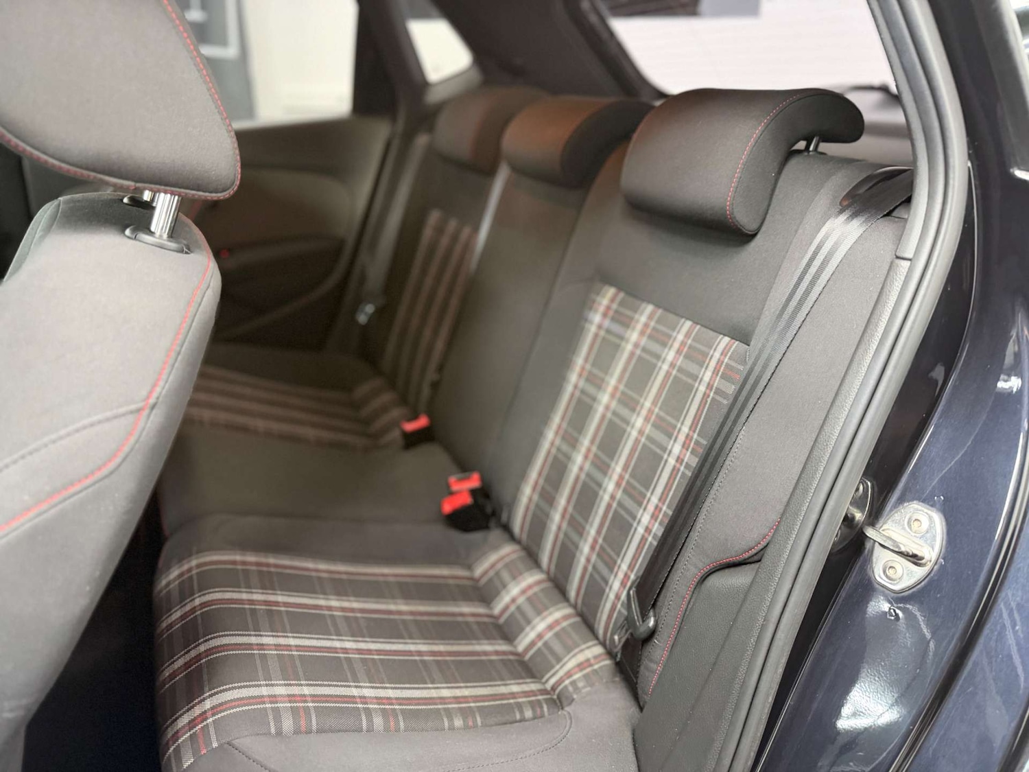 Used Volkswagen Polo 2011 for sale - 77802002: Photo 40