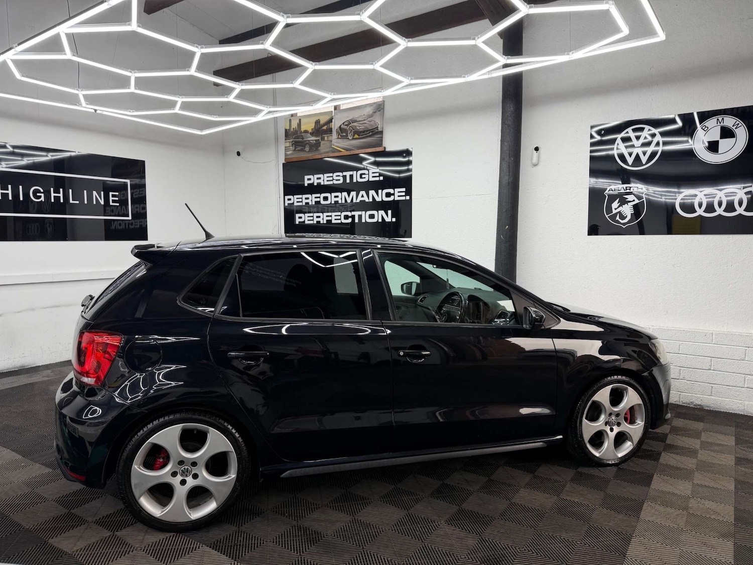 Used Volkswagen Polo 2011 for sale - 77802002: Photo 7