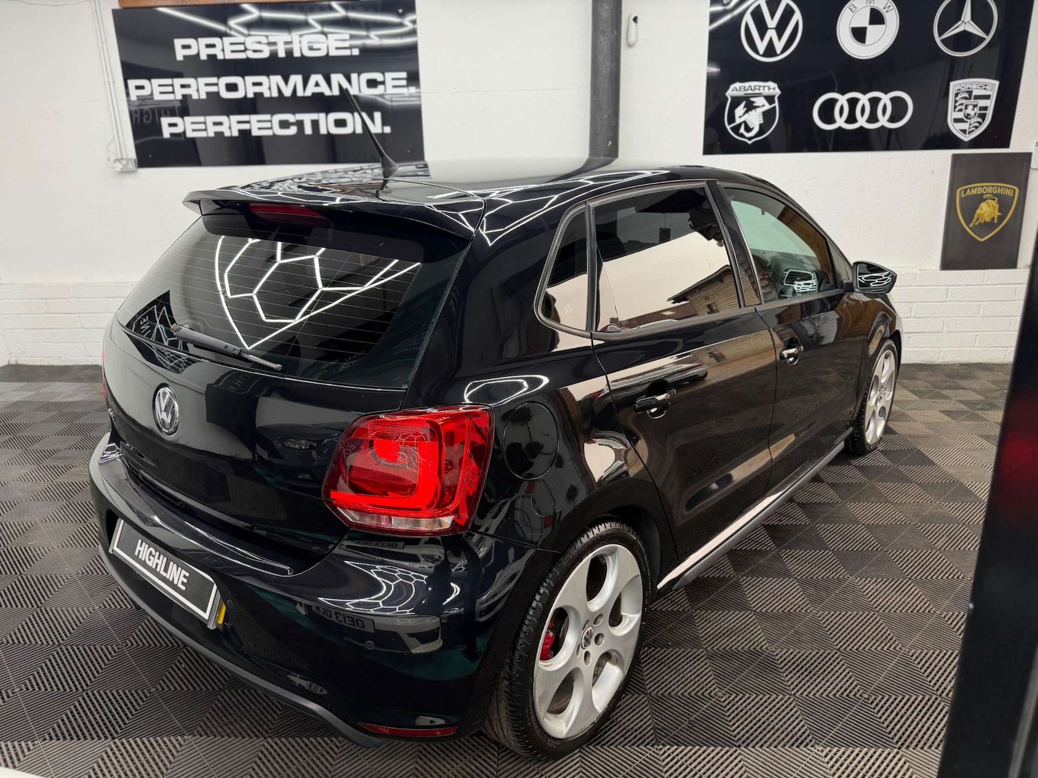 Used Volkswagen Polo 2011 for sale - 77802002: Photo 8