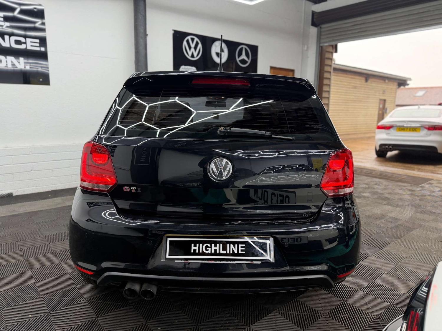 Used Volkswagen Polo 2011 for sale - 77802002: Photo 9