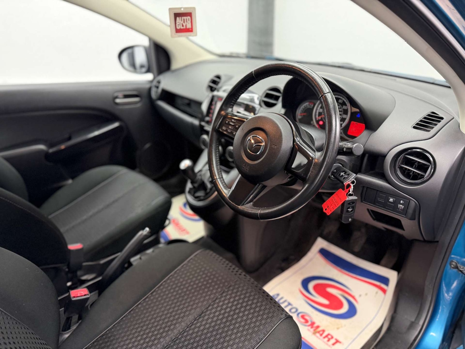 Used Mazda Mazda2 2014 for sale - 77847575: Photo 14