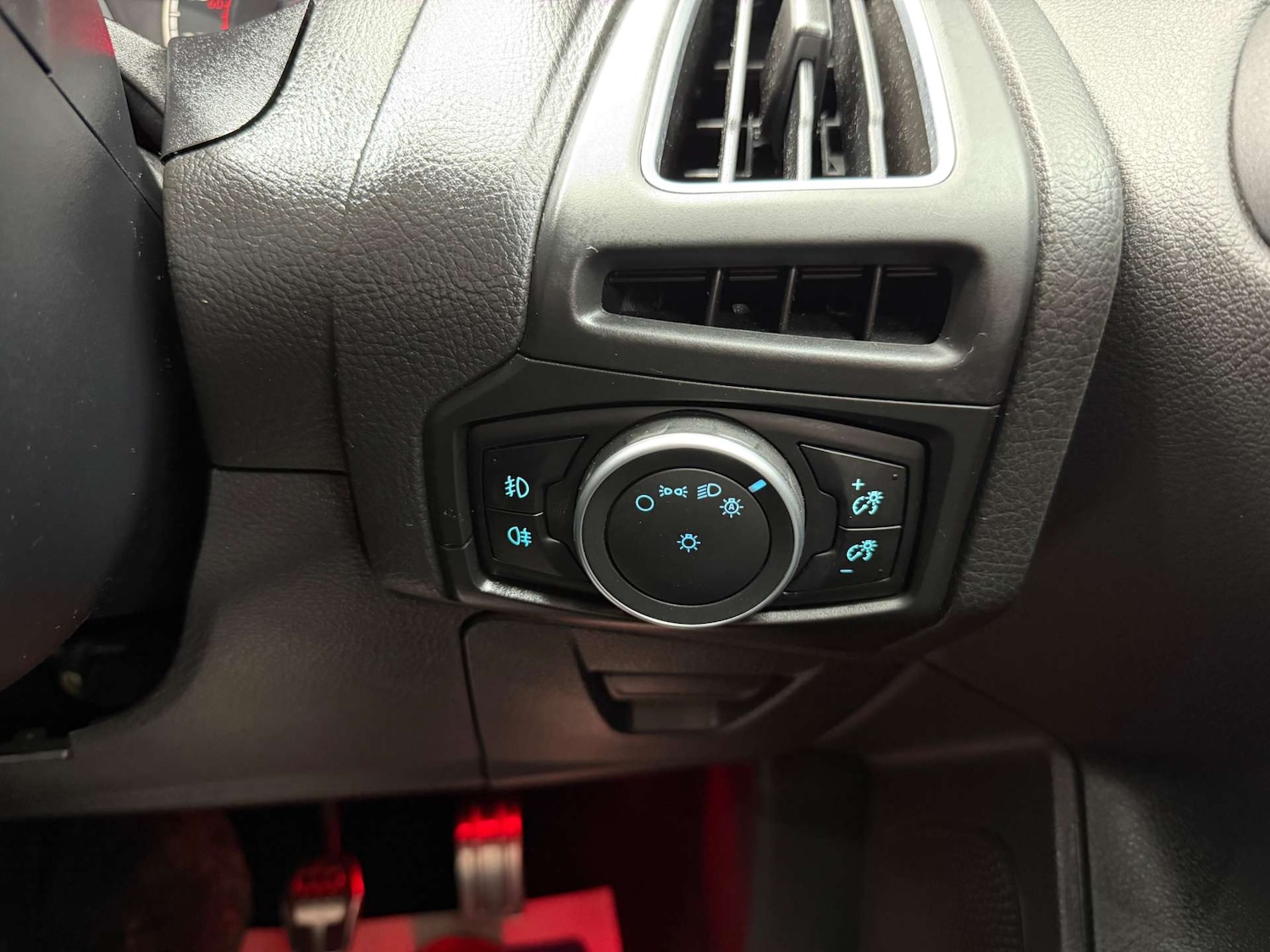 Used Ford Focus 2016 for sale - 77606777: Photo 28