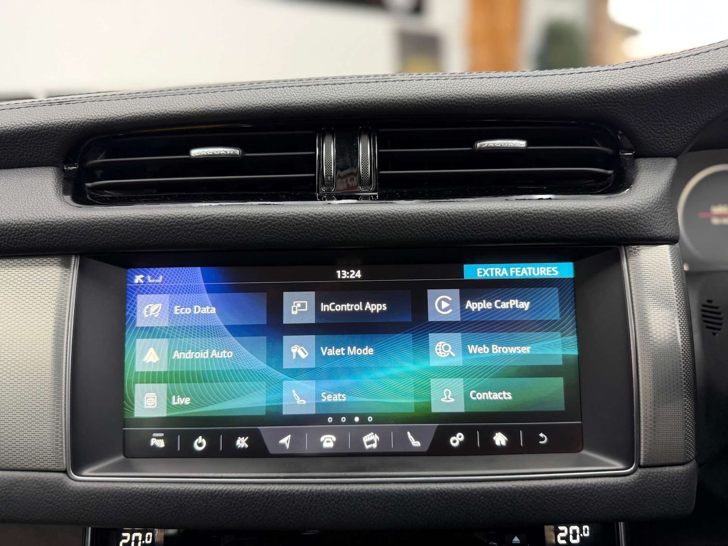 Used Jaguar XF 2017 for sale - 77801999: Photo 30