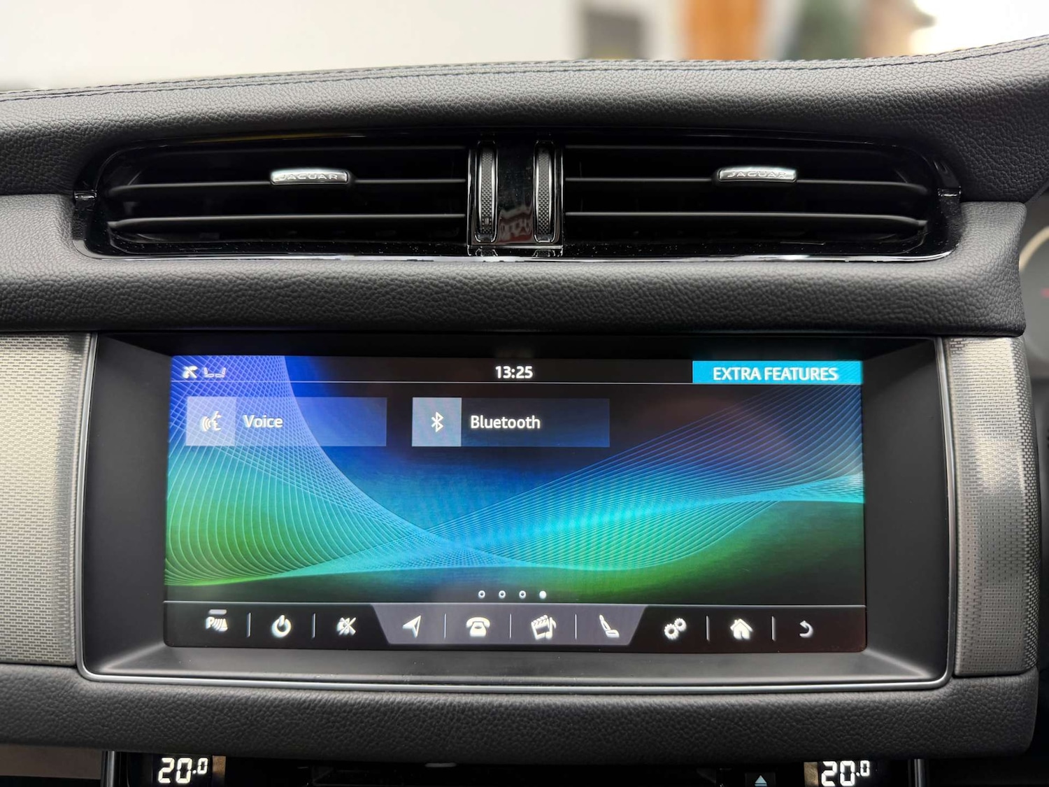 Used Jaguar XF 2017 for sale - 77801999: Photo 31