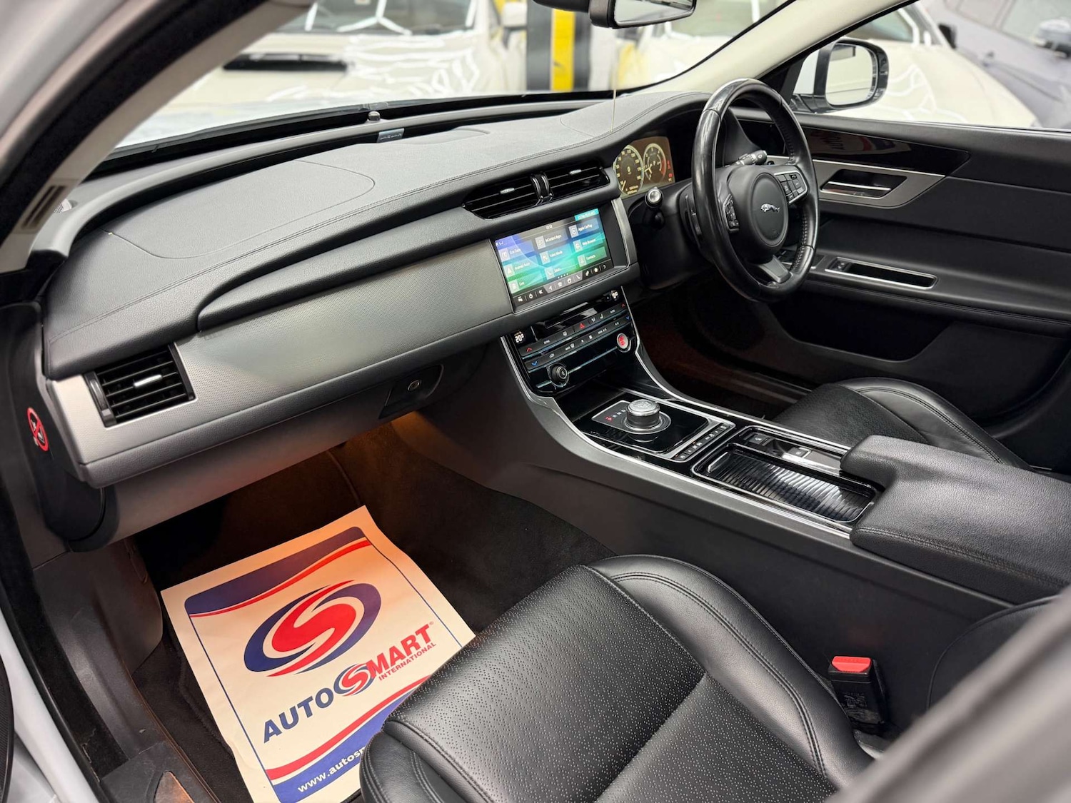 Used Jaguar XF 2017 for sale - 77801999: Photo 36