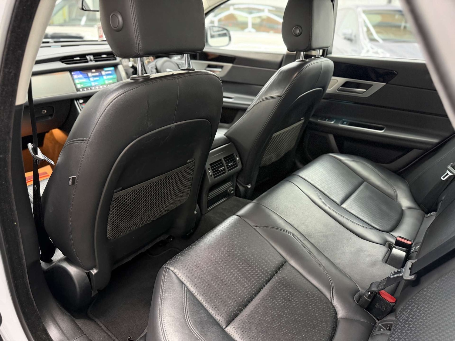 Used Jaguar XF 2017 for sale - 77801999: Photo 40