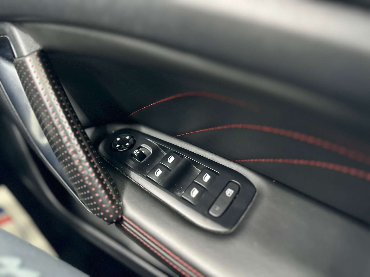 Used Peugeot 308 2016 for sale - 77061768: Photo 16