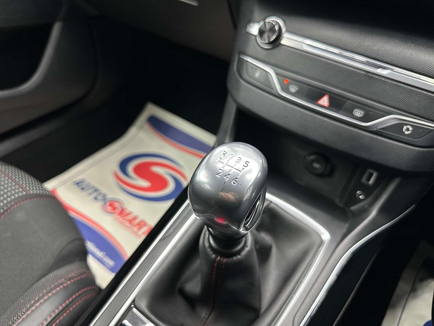 Used Peugeot 308 2016 for sale - 77061768: Photo 23