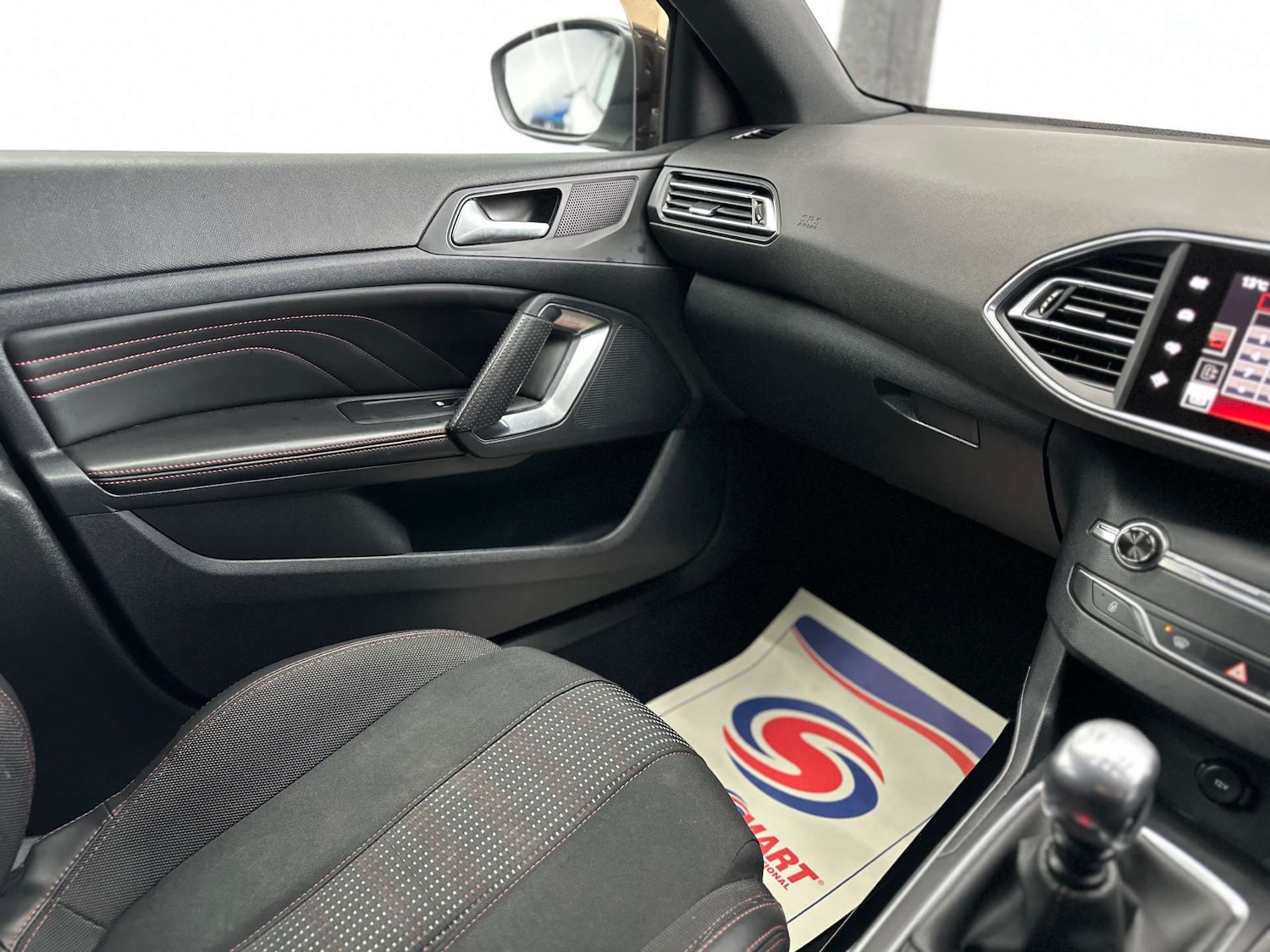 Used Peugeot 308 2016 for sale - 77061768: Photo 24