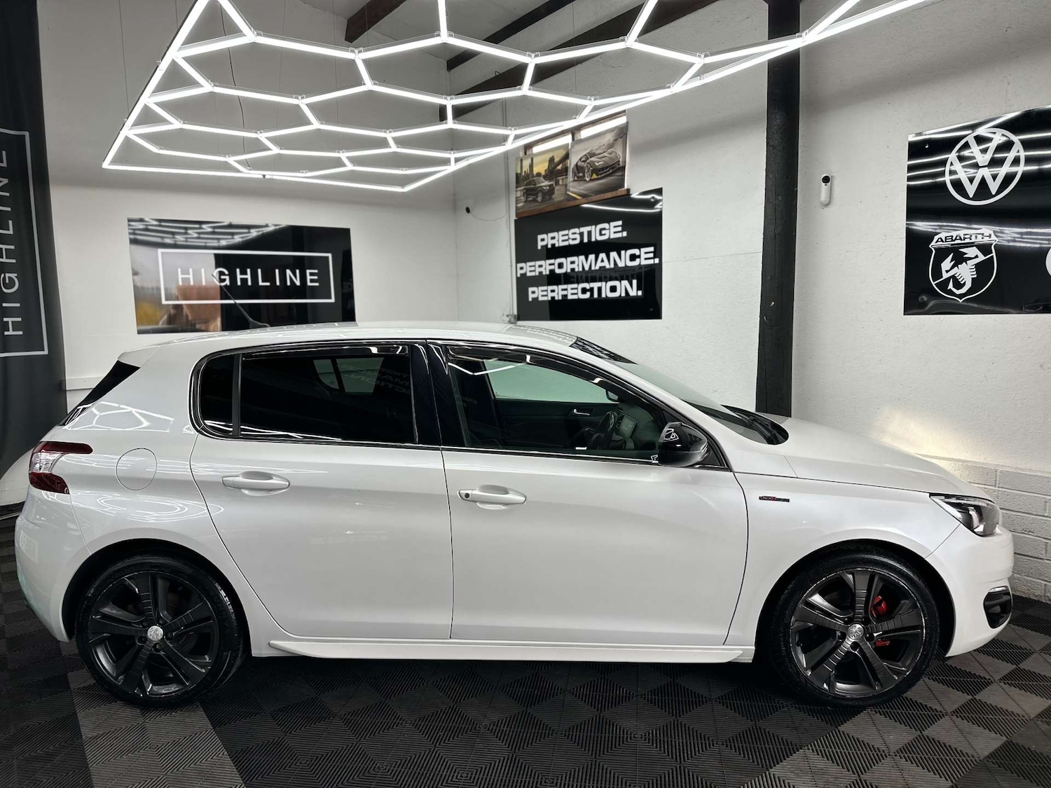 Used Peugeot 308 2016 for sale - 77061768: Photo 4