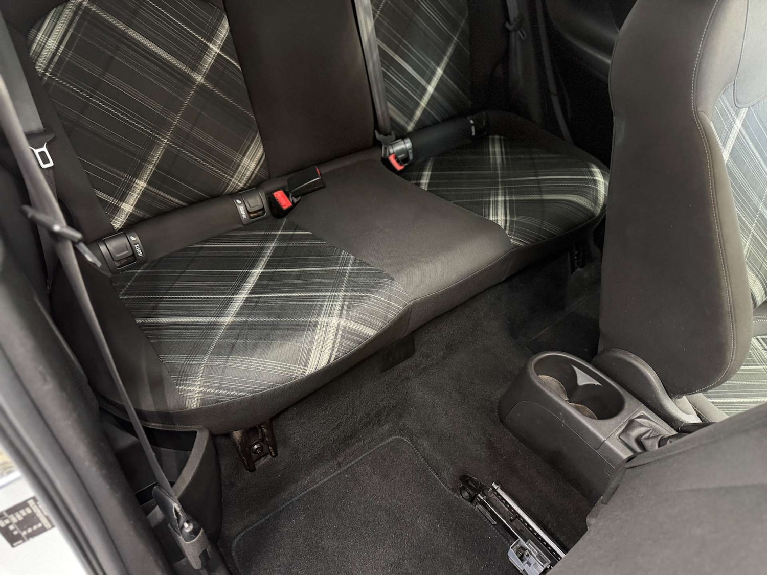 Used Vauxhall Corsa 2015 for sale - 78031060: Photo 32