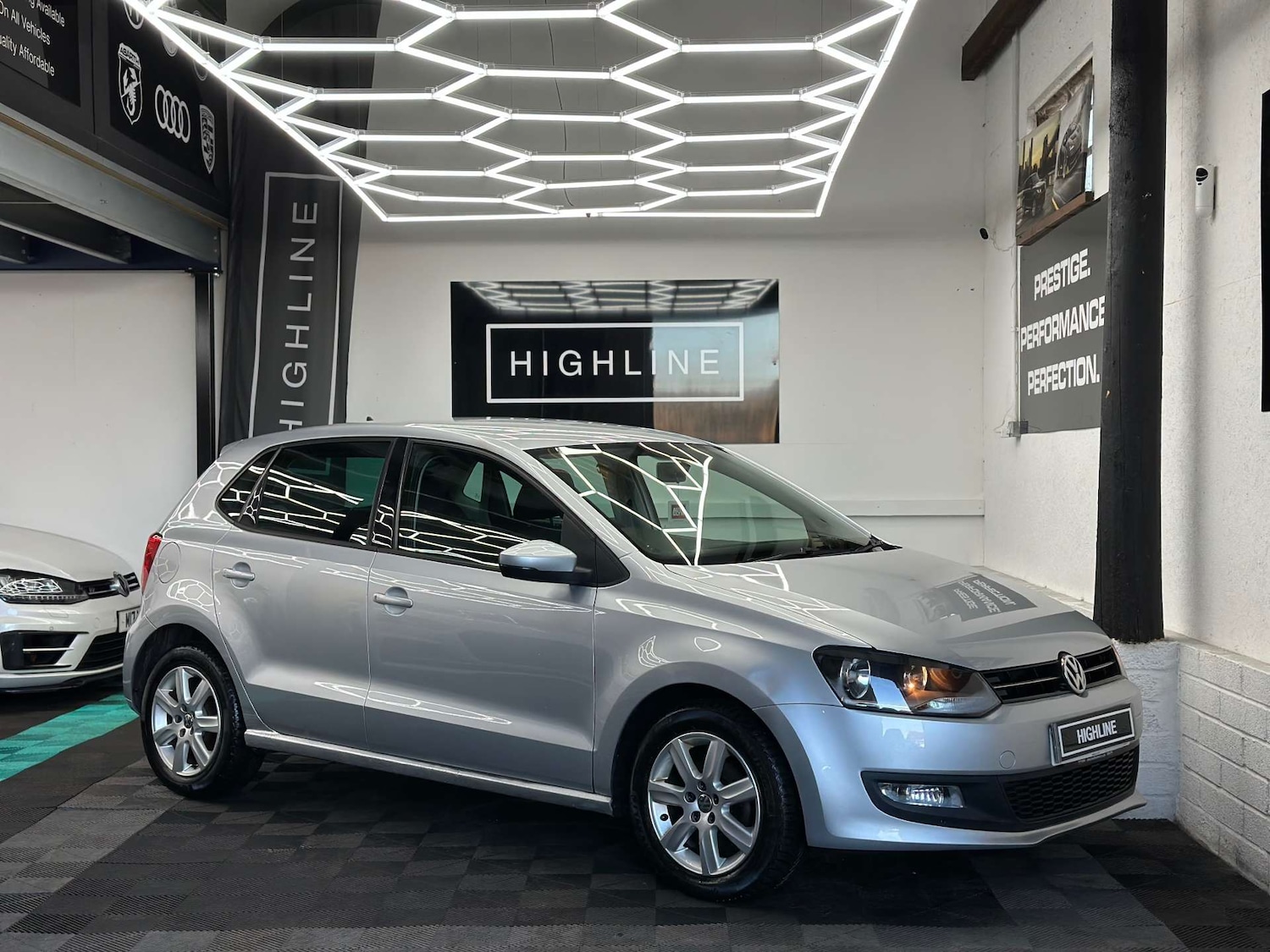 Used Volkswagen Polo 2013 for sale - 76829863: Photo 1