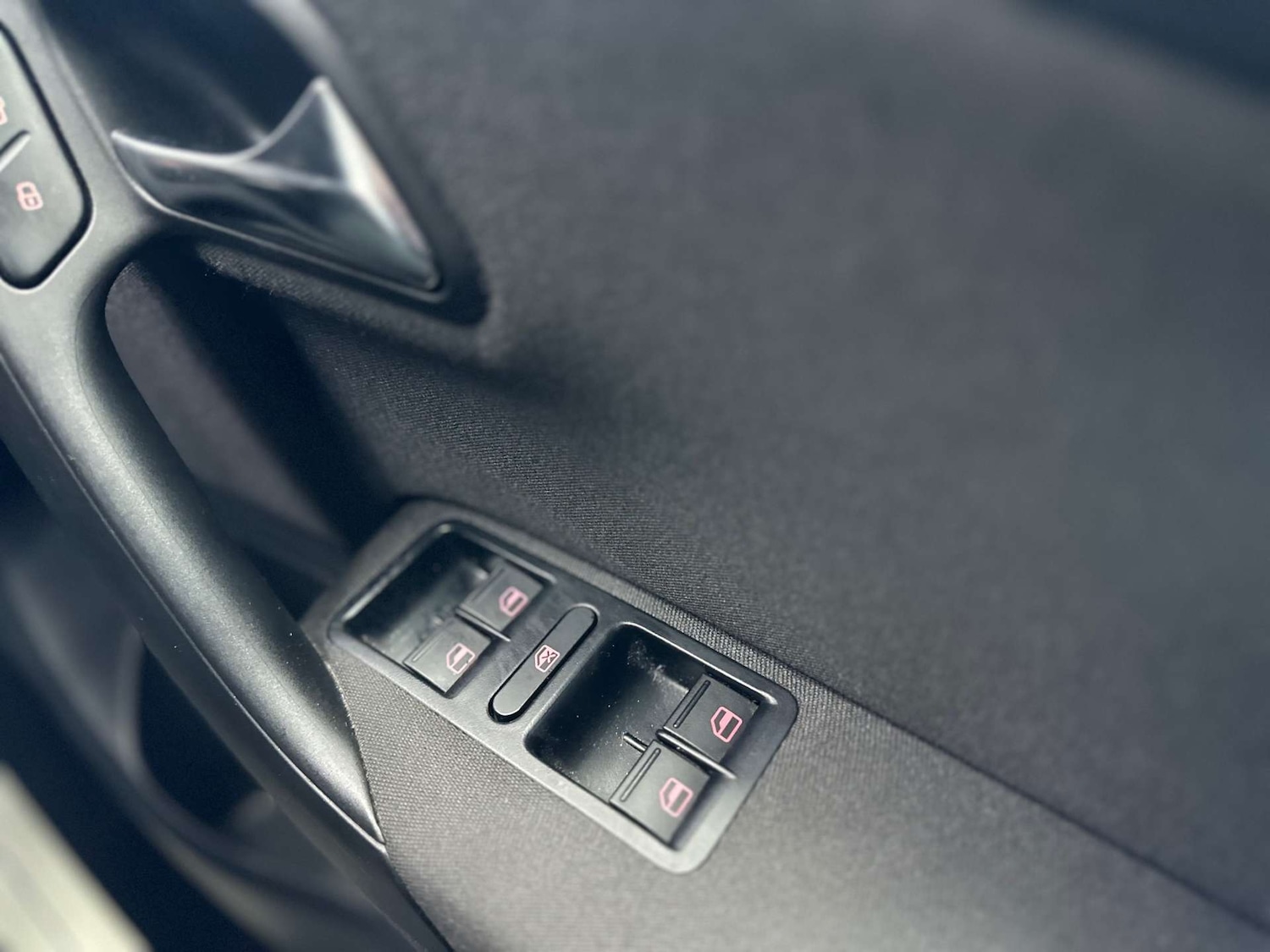 Used Volkswagen Polo 2013 for sale - 76829863: Photo 15