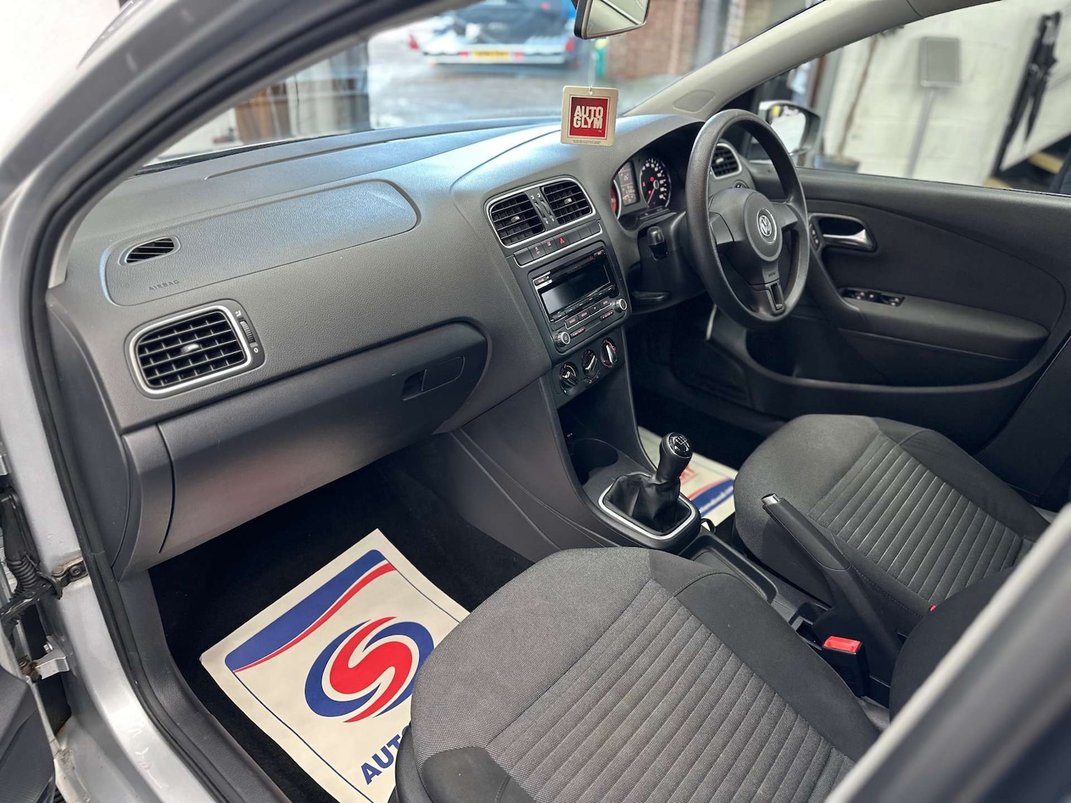 Used Volkswagen Polo 2013 for sale - 76829863: Photo 21