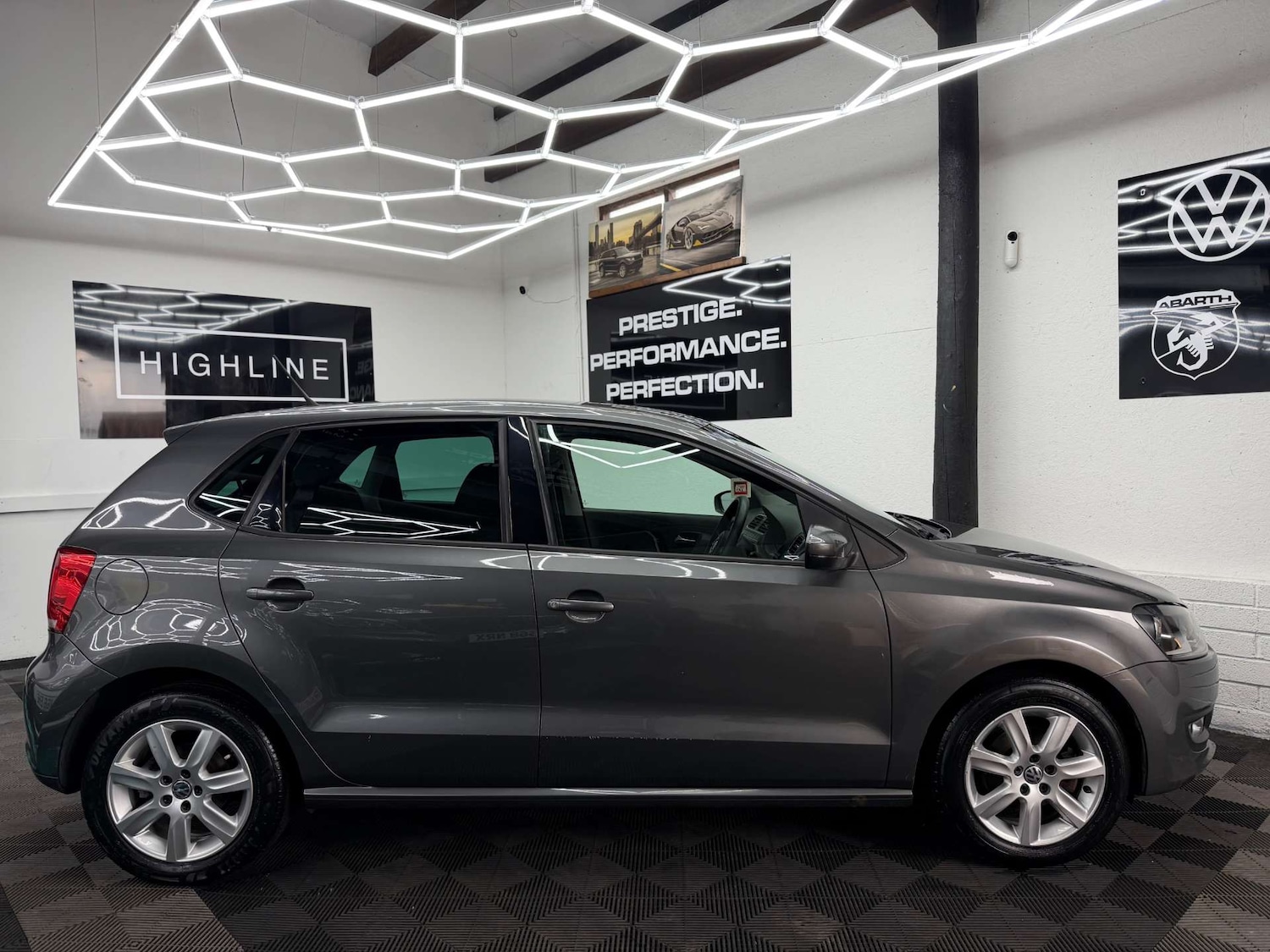 Used Volkswagen Polo 2013 for sale - 77400149: Photo 6