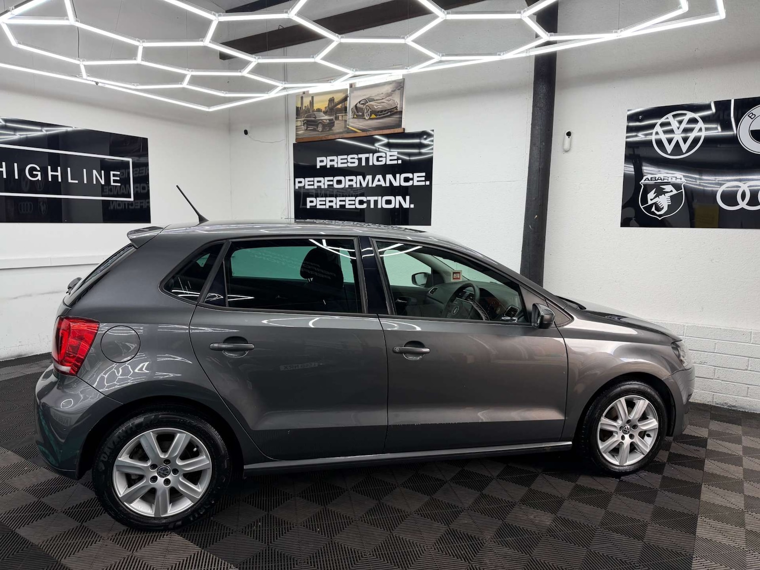 Used Volkswagen Polo 2013 for sale - 77400149: Photo 7