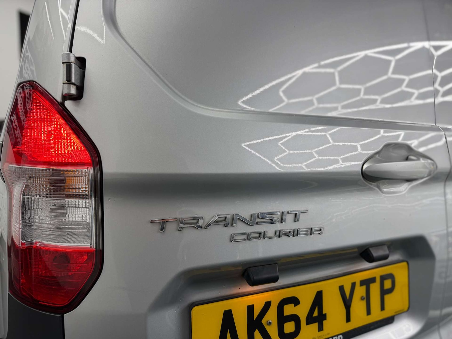 Used Ford Transit Courier 2015 for sale - 77400147: Photo 13