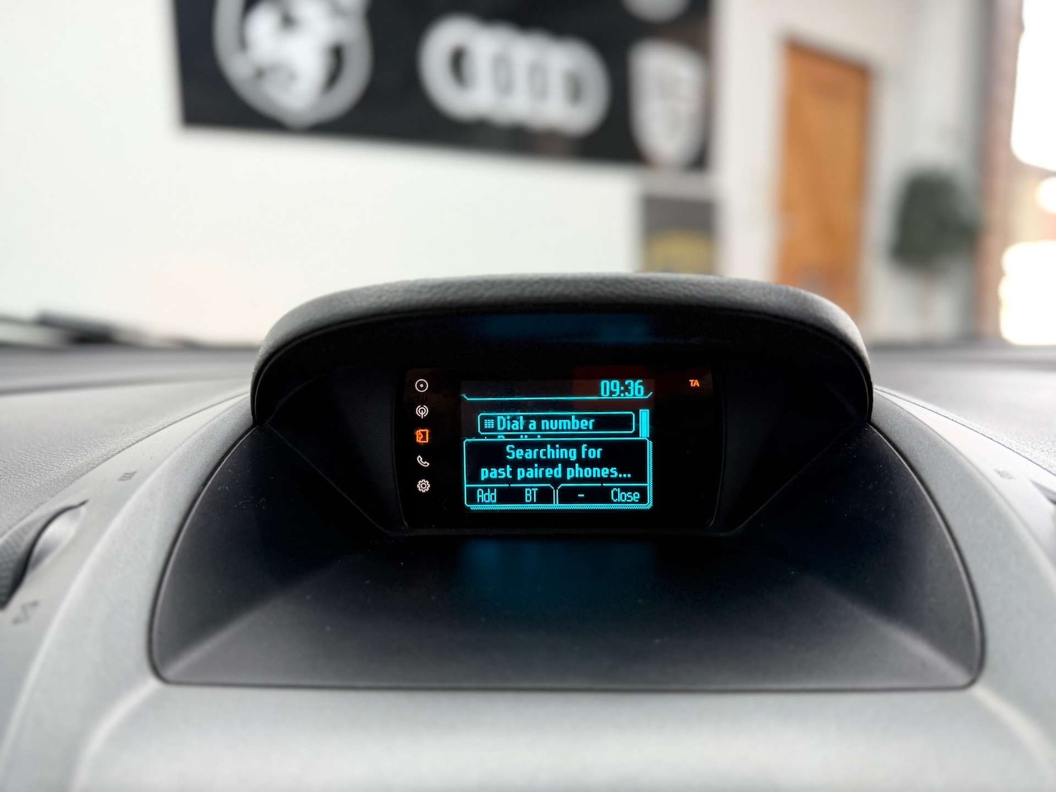 Used Ford Transit Courier 2015 for sale - 77400147: Photo 22