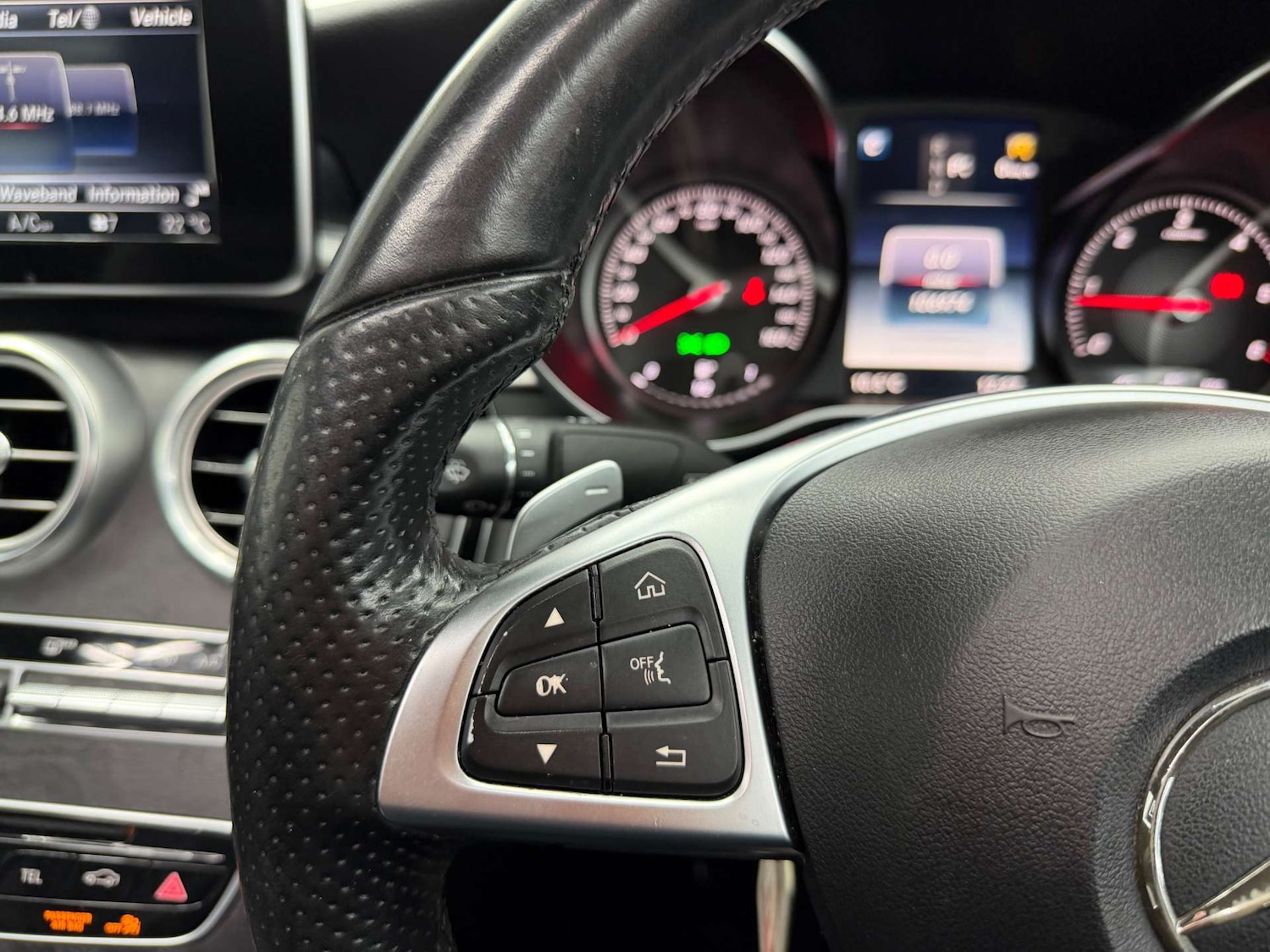 Used Mercedes-Benz C Class 2016 for sale - 77539354: Photo 17