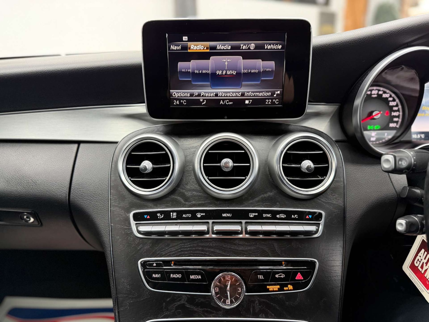 Used Mercedes-Benz C Class 2016 for sale - 77539354: Photo 25