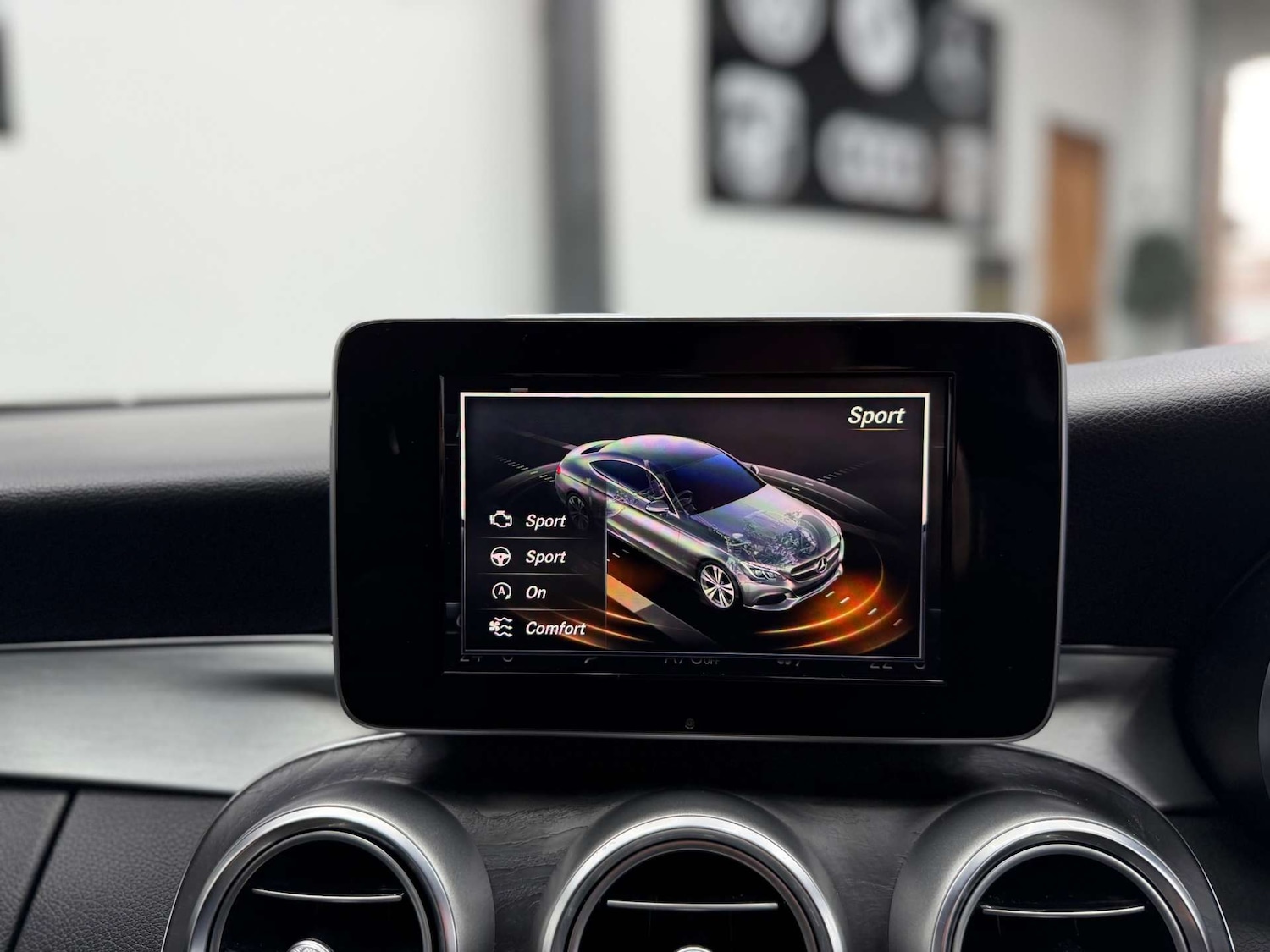 Used Mercedes-Benz C Class 2016 for sale - 77539354: Photo 36