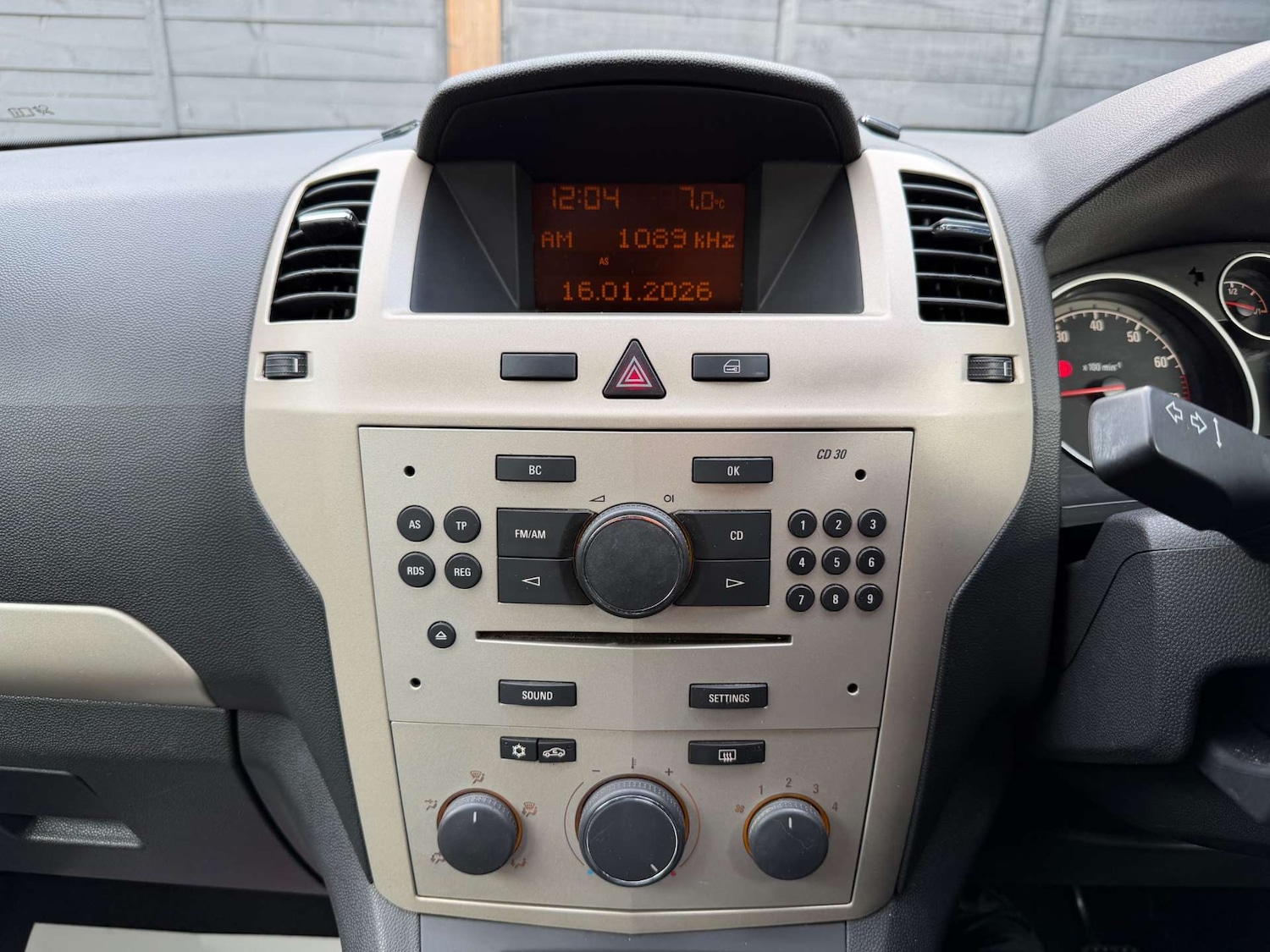 Used Vauxhall Zafira 2008 for sale - 77254505: Photo 19