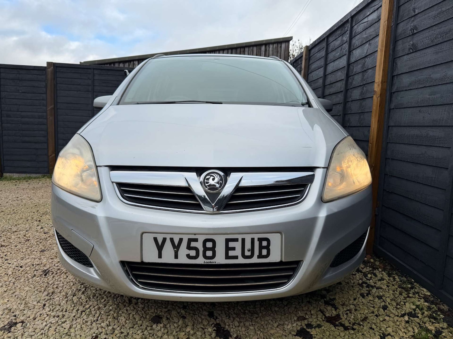 Used Vauxhall Zafira 2008 for sale - 77254505: Photo 3